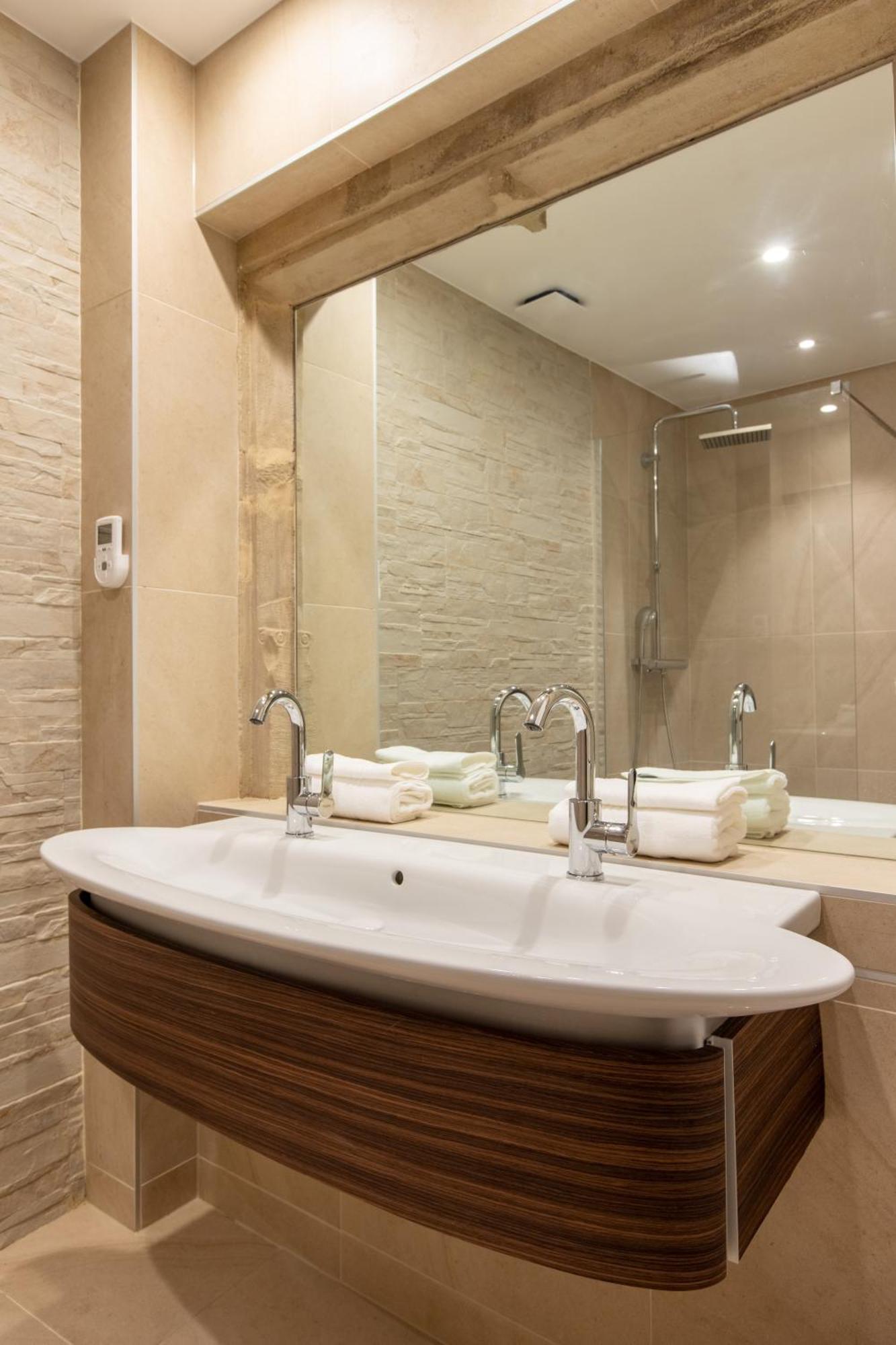 La Tour Des Fees-Spa Mittelbergheim Phòng bức ảnh